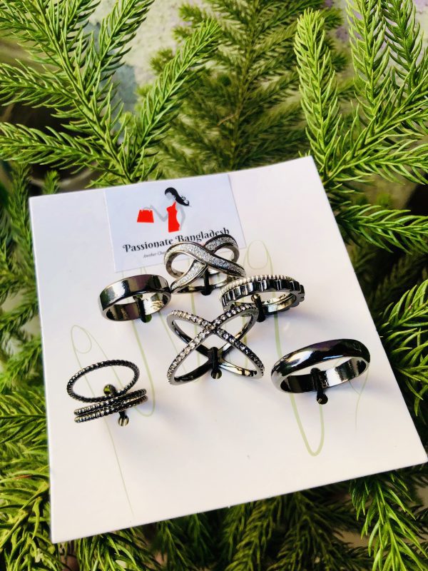 Fashionable Ring Set