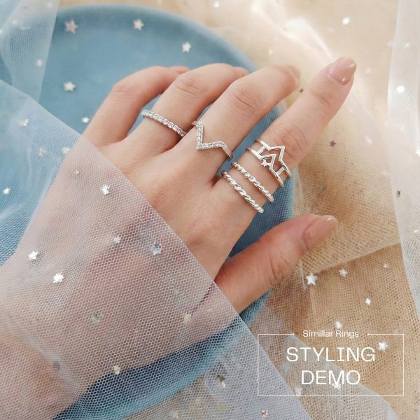 Budget‑friendly finger rings from Passionate Bangladesh with multiple stylish everyday options, charming silver and golden rings neatly designed for Passionate girls only.