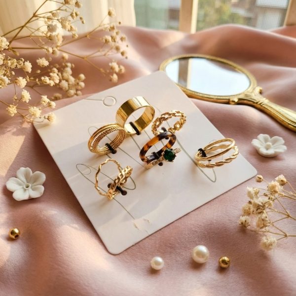 Budget‑friendly finger rings from Passionate Bangladesh with multiple stylish everyday options, charming silver and golden rings neatly designed for Passionate girls only.