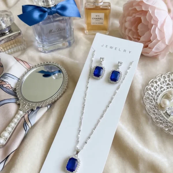 Stylish fashion layer necklace and pendants collection at Passionate Bangladesh showing different gold, silver and stoned necklace and pendants with earrings pair for western and fusion outfits.