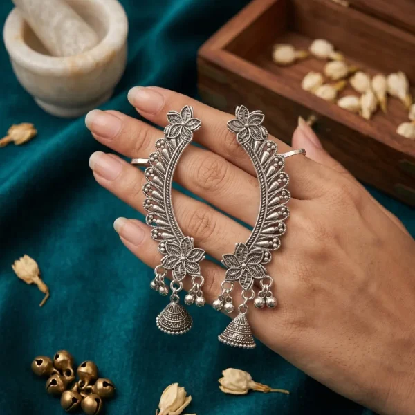 Shop ear cuffs, earrings, necklaces, finger rings, bags, beauty essentials at Passionate Bangladesh. Trendy, budget-friendly, and ready to gift.