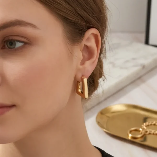 Elegant Earrings set from Passionate Bangladesh, lightweight dangle design for women and girls, perfect for parties and special occasions. Try our different designs like butterfly earrings, long chain earrings, heart shape earrings and stone earrings.